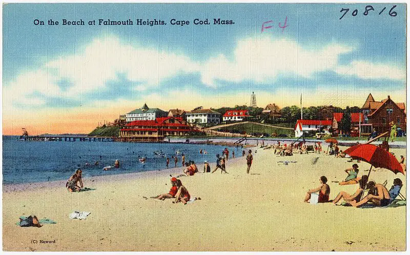 800px-on the beach at falmouth heights%2c cape cod%2c mass %2870816%29