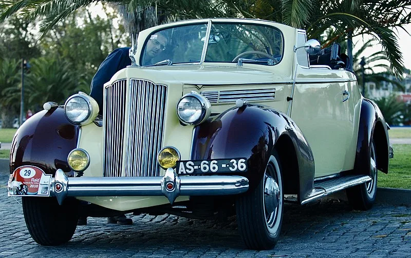 800px-packard 120 convertible coupe %281939%29 %2850072477626%29