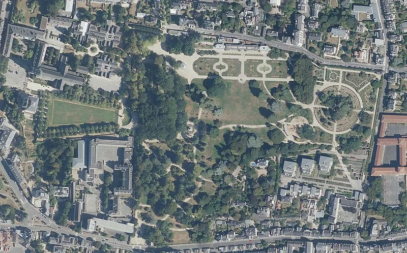 800px-parc du thabor%2c 2020 - orthophoto ignf