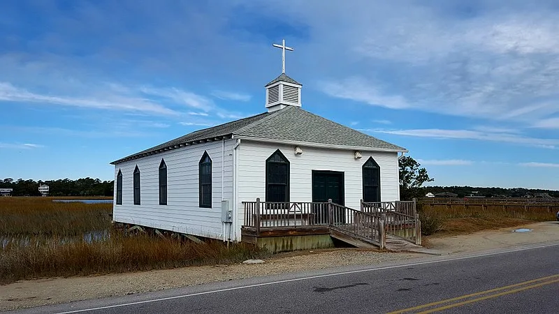 800px-pawleys island chapel