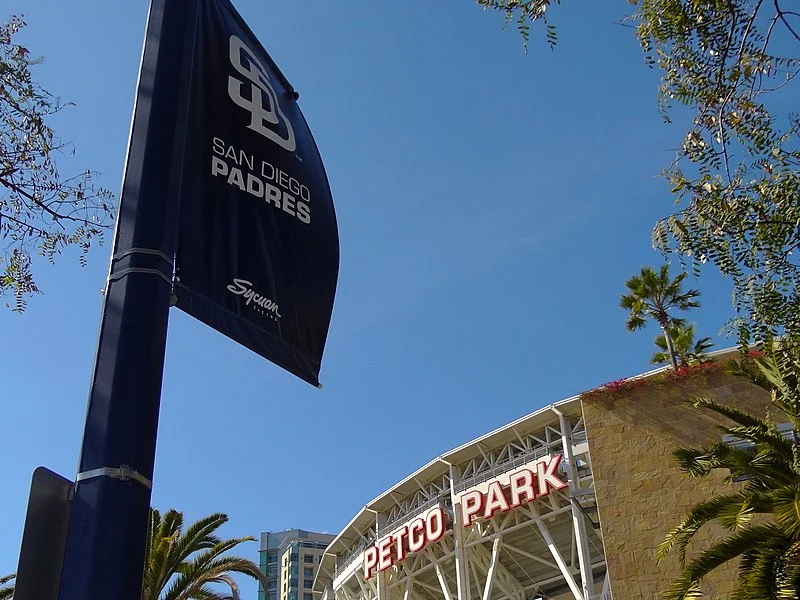 800px-petco park with san diego padres banner - downtown san diego%2c ca - usa %286784572320%29