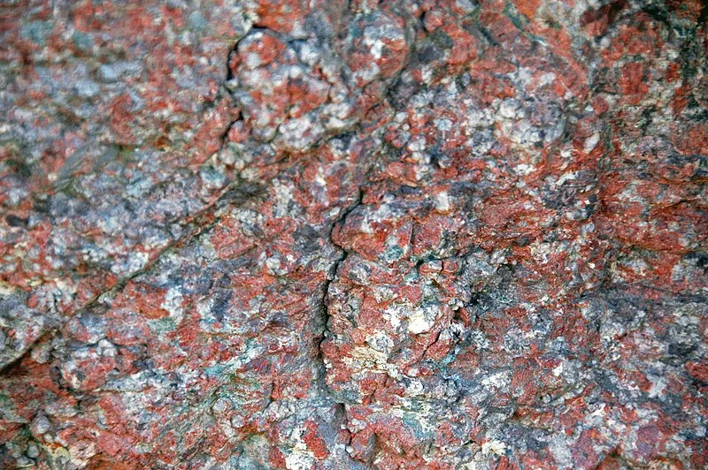 800px-pikes peak granite %28mesoproterozoic%2c 1.08 ga%3b ute trail%2c manitou springs%2c colorado%2c usa%29 9