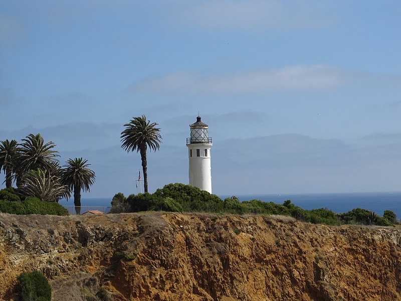 800px-point vicente lighthouse%2c rancho palos verdes%2c california %286027099470%29