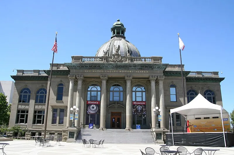 800px-redwood city - san mateo county history museum - 20150606150216