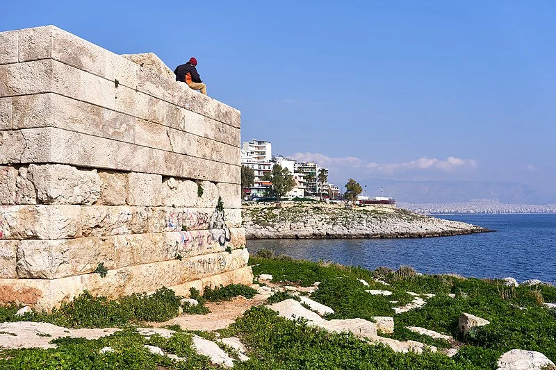 800px-remains of a tower from the conon walls %28akti theistokleous%2c piraeus%29 on 22 february 2019