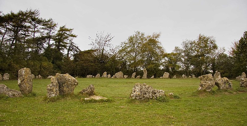 800px-rollright stones - geograph.org.uk - 2638566