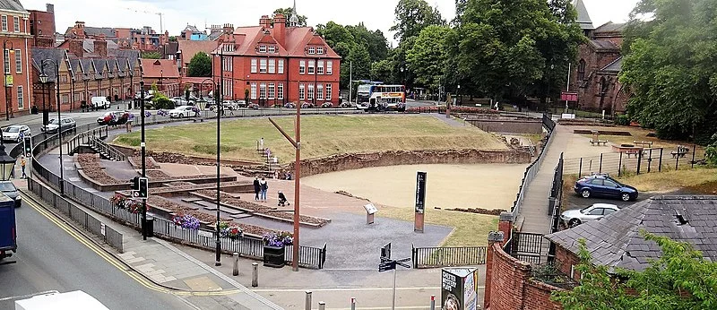 800px-roman amphitheatre%2c chester%2c cheshire%2c england