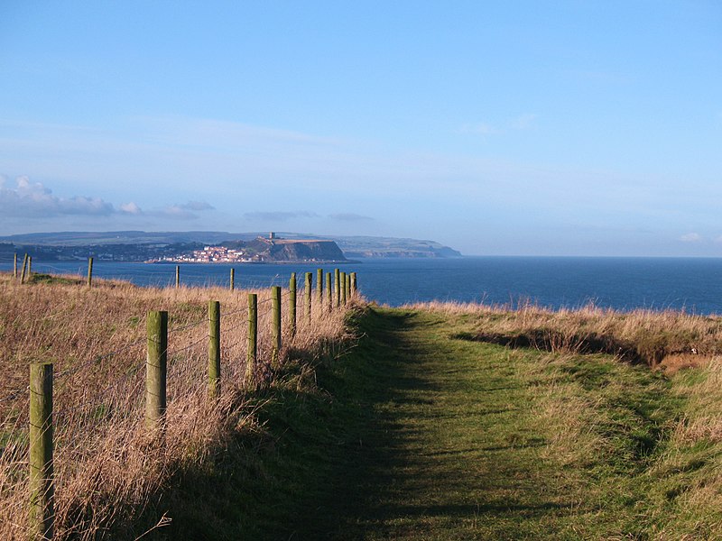 800px-rounding red cliff point on the cleveland way - geograph.org.uk - 2782981