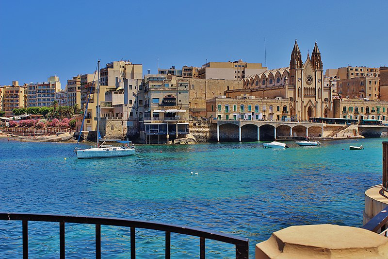 800px-saint julians malta - panoramio %282%29