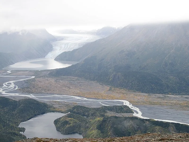 800px-skilak glacier and pothole lake from surprise mountain - panoramio
