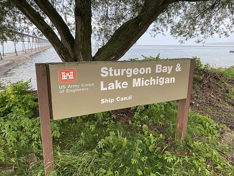 800px-sturgeon bay shipping canal sign