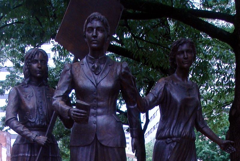 800px-tennessee woman suffrage memorial crop 2007