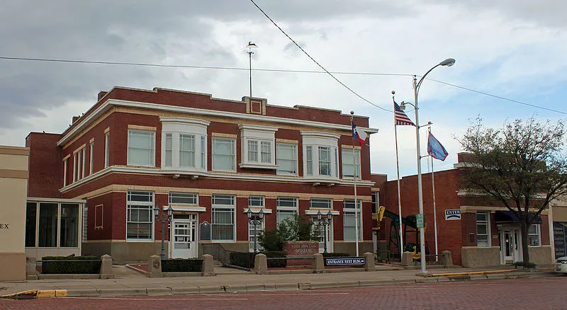 800px White Deer Land Company Building 800px-white deer land company building