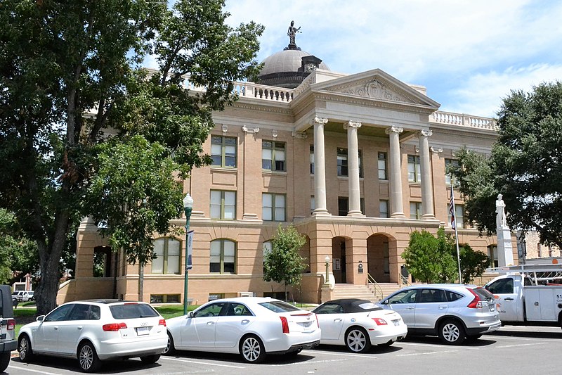 800px-williamson county courthouse %282018%29%2c georgetown%2c tx