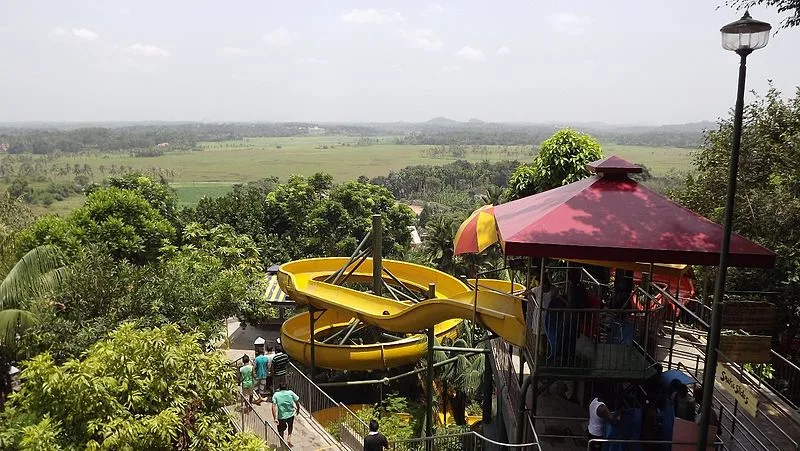 800px-wonder la water and amusement park%2c kakkanad - panoramio %286%29