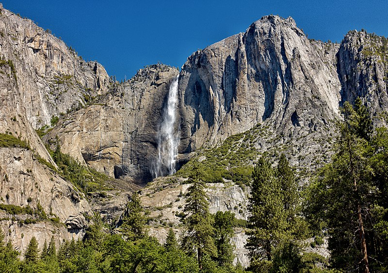 800px-yosemite falls 2020