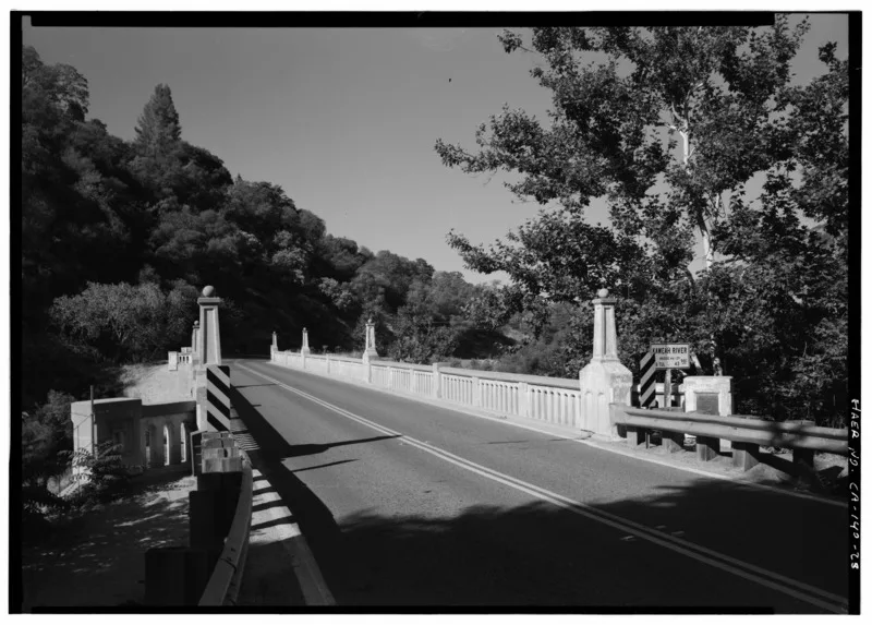 lossy page1 800px PUMPKIN HOLLOW BRIDGE ACROSS KAWEAH RIVER2C FACING SOUTHWEST Generals Highway2C Three Rivers2C Tulare County2C CA HAER CAL2C54 THRIV.V2C2 28.tif Lossy-page1-800px-pumpkin hollow bridge across kaweah river%2c facing southwest - generals highway%2c three rivers%2c tulare county%2c ca haer cal%2c54-thriv.v%2c2-28.tif