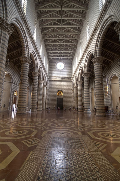 399px-italy duomo di orvieto cathedral