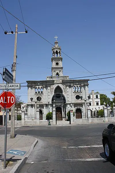 400px-catedral gotica de hermosillo %285858699798%29