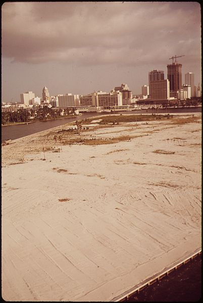 402px-miami skyline and new landfill area - nara - 544625