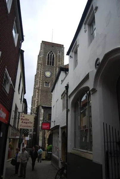 403px-bridewell museum%2c norwich-geograph.org.uk-3824217