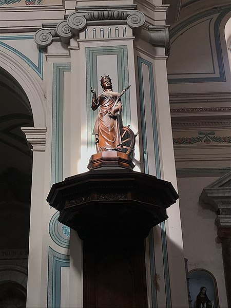 450px-st. catherine%27s cathedral%2c alexandria 15 st. catherine statue on the pulpit