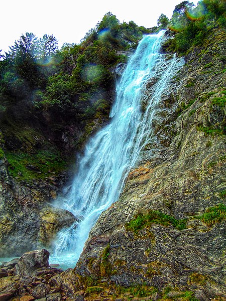 450px-waterfall of parcines alto adige italy photo by giovanni ussi - 32