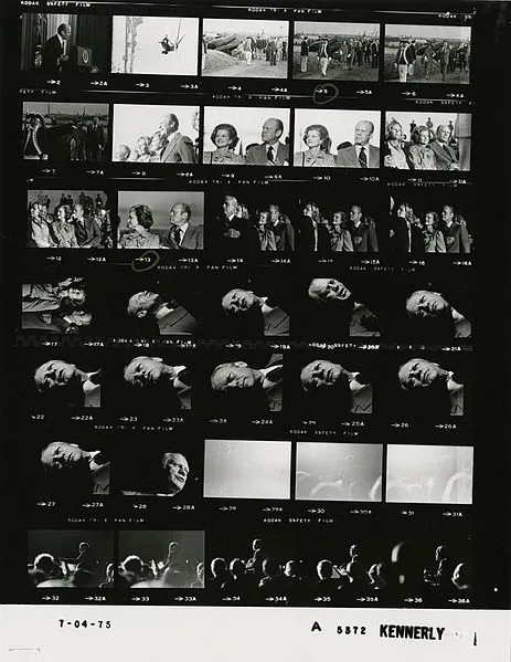 463px-ford a5372 nlgrf photo contact sheet %281975-07-03%29%28gerald ford library%29