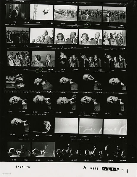 463px-ford a5372 nlgrf photo contact sheet %281975-07-03%29%28gerald ford library%29