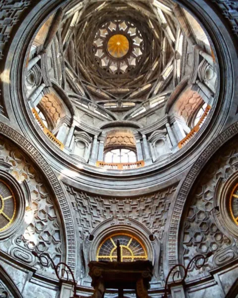 480px-cappella della sacra sindone