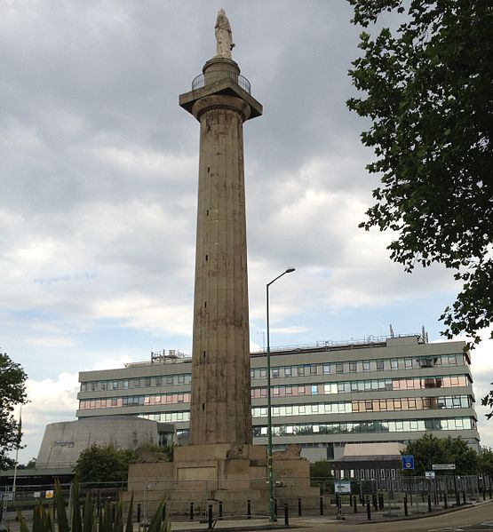 555px-shirehall and lord hill column