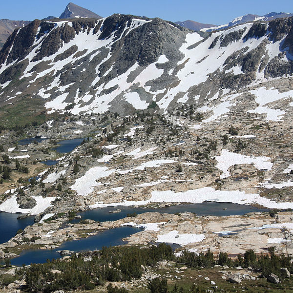 600px-potter and towser lakes 20lakesbasin