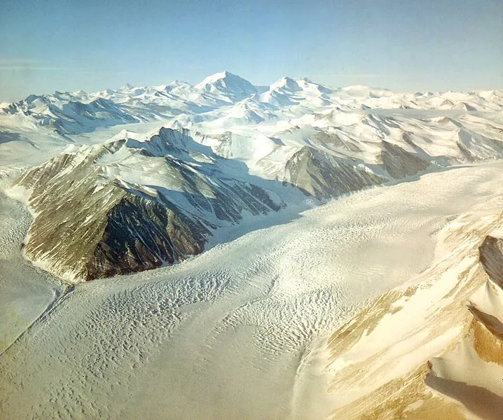 718px-dugdale and murray glacier - antarctica