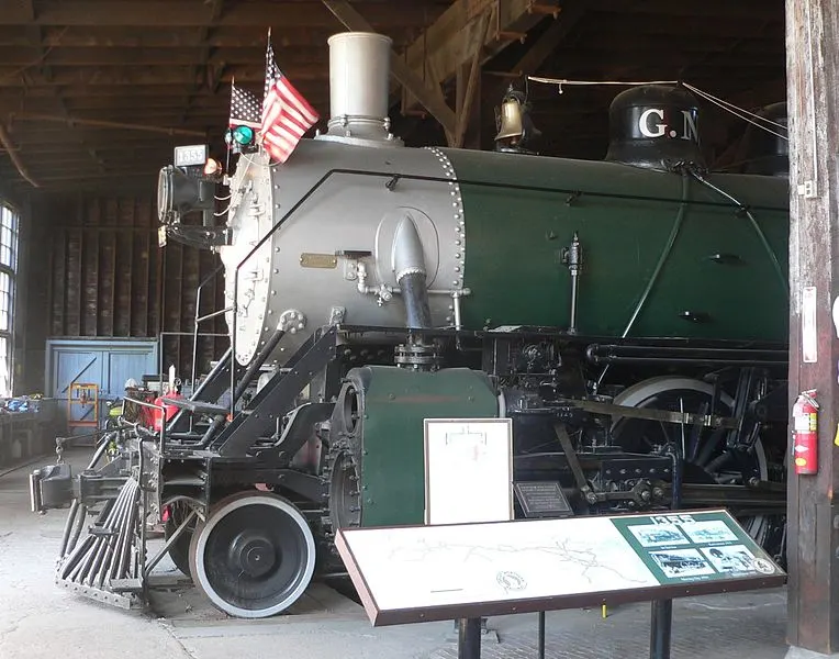 764px-great northern locomotive 1355 2