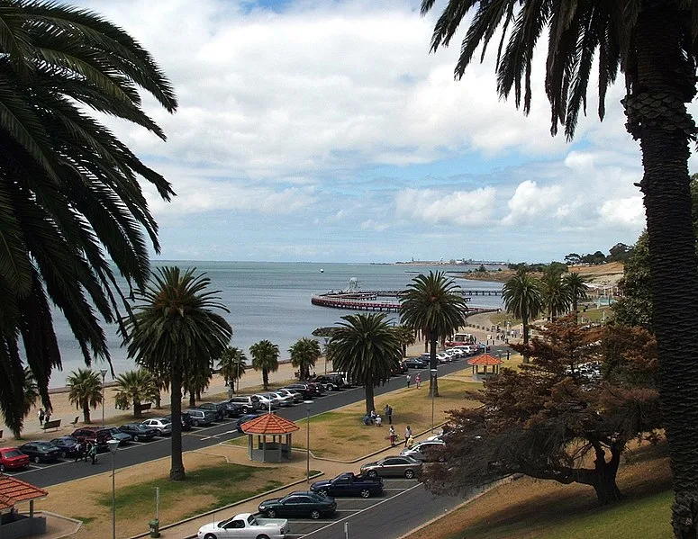 775px-eastern beach%2c geelong