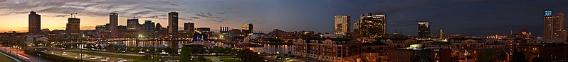 798px-baltimore-inner-harbor-sunset-2017-panorama