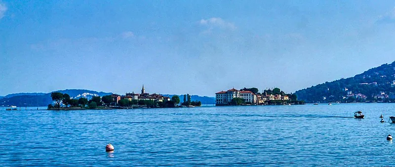 800px-baveno vista sul isole borromee