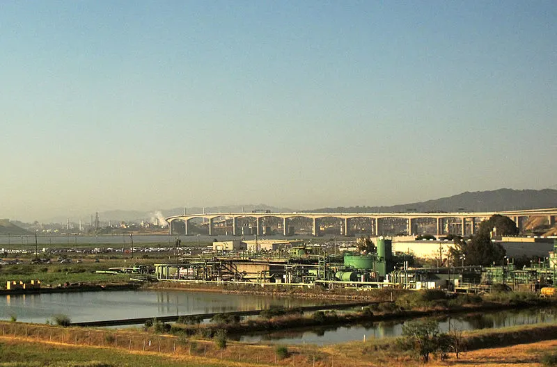 800px-benicia-martinez bridge 1