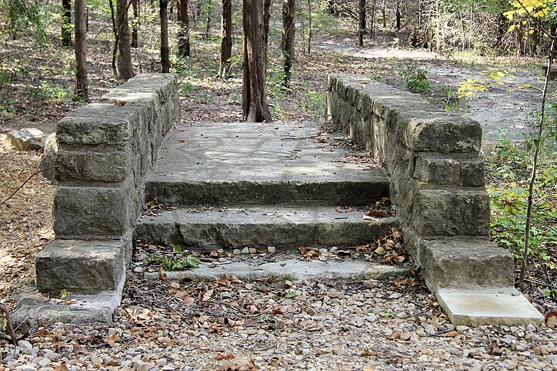 800px-bonham state park ccc bridge deck