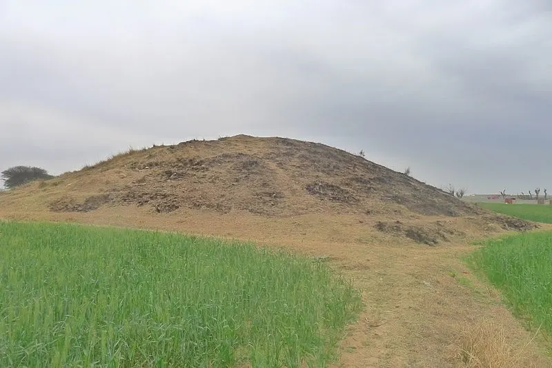 800px-buddhist stupa at sector g12- islamabad%2c pakistan