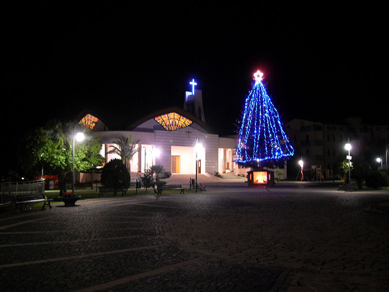 800px-campora san giovanni - piazza san francesco feste natalizie 2010