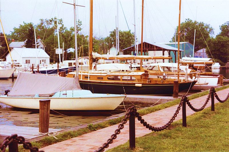 800px-chesapeake bay maritime museum%2c circa 1972 - panoramio