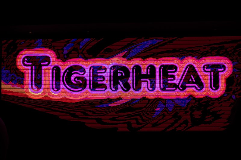 800px-club tigerheat antechamber digital billboard