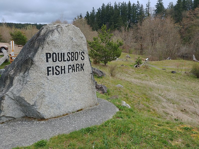 800px-fish park south entrance boulder
