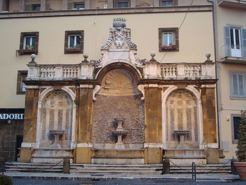 800px-fontaine de piazza san pietro de frascati