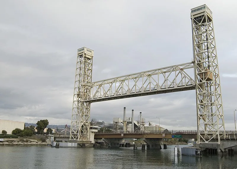 800px-fruitvale avenue railroad bridge oakland