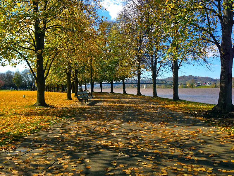 800px-harris riverfront in the fall