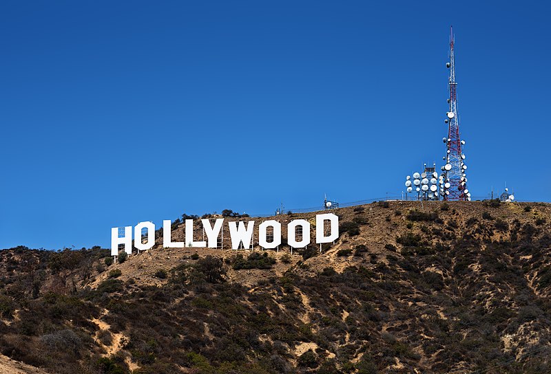 800px-hollywood sign