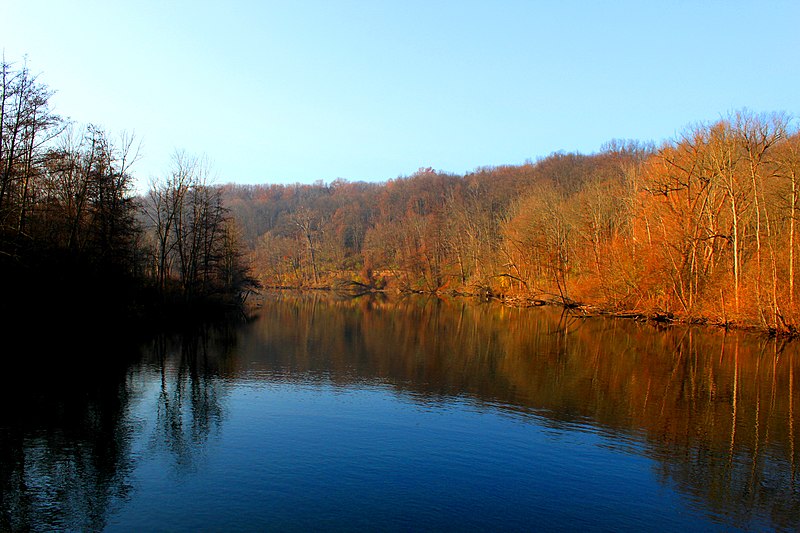 800px-huron river viewed from barton nature area%2c ann arbor%2c michigan - panoramio