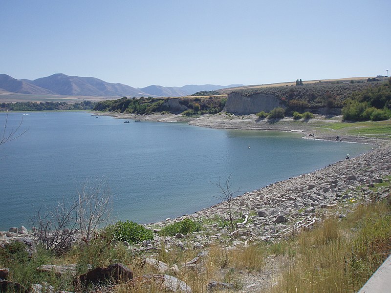 800px-hyrum reservoir utah